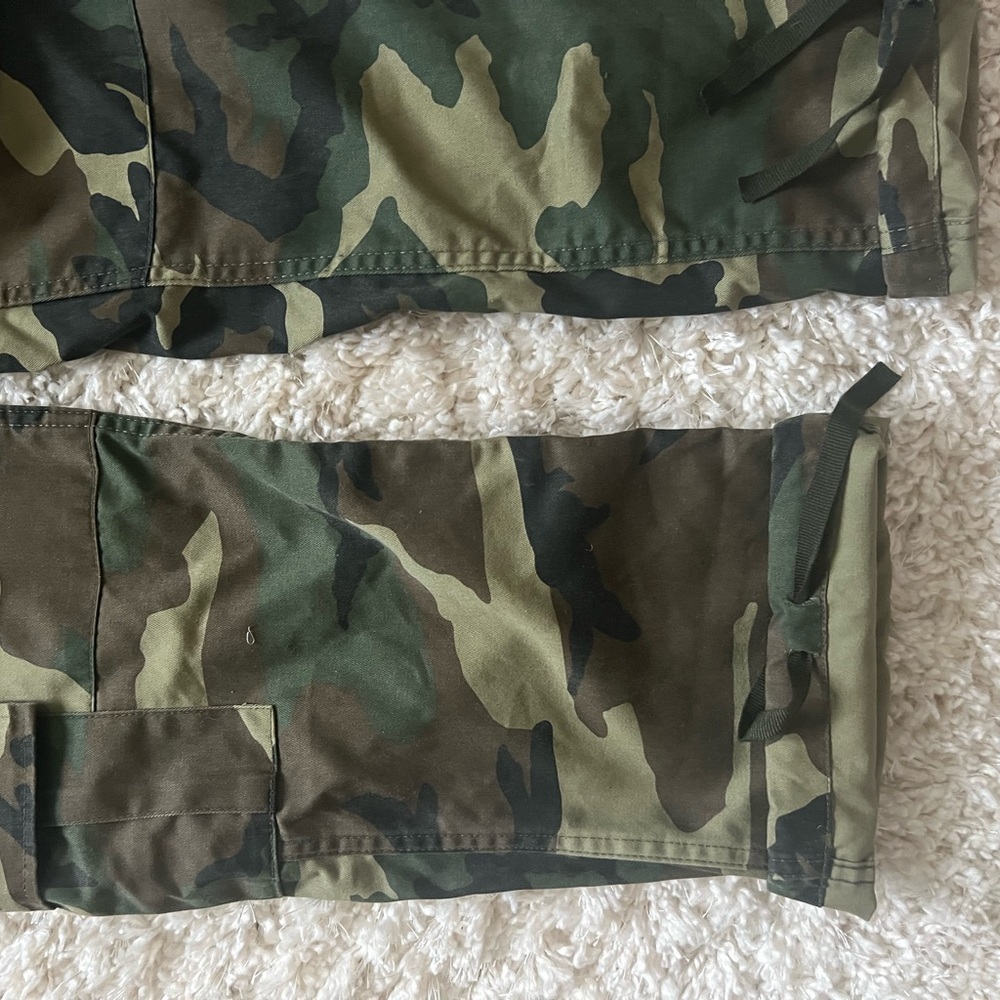 Women’s camo pants